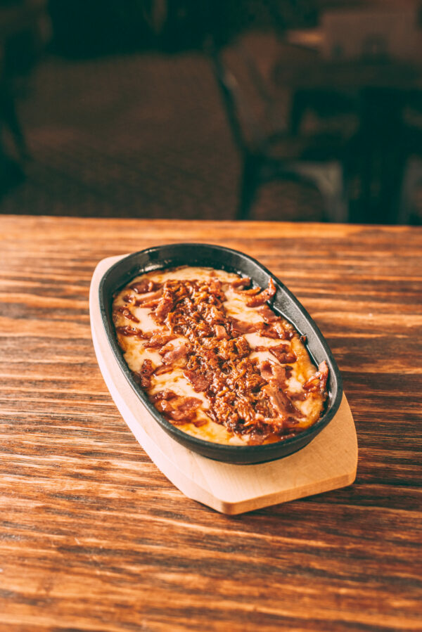 Provolone con pulled pork